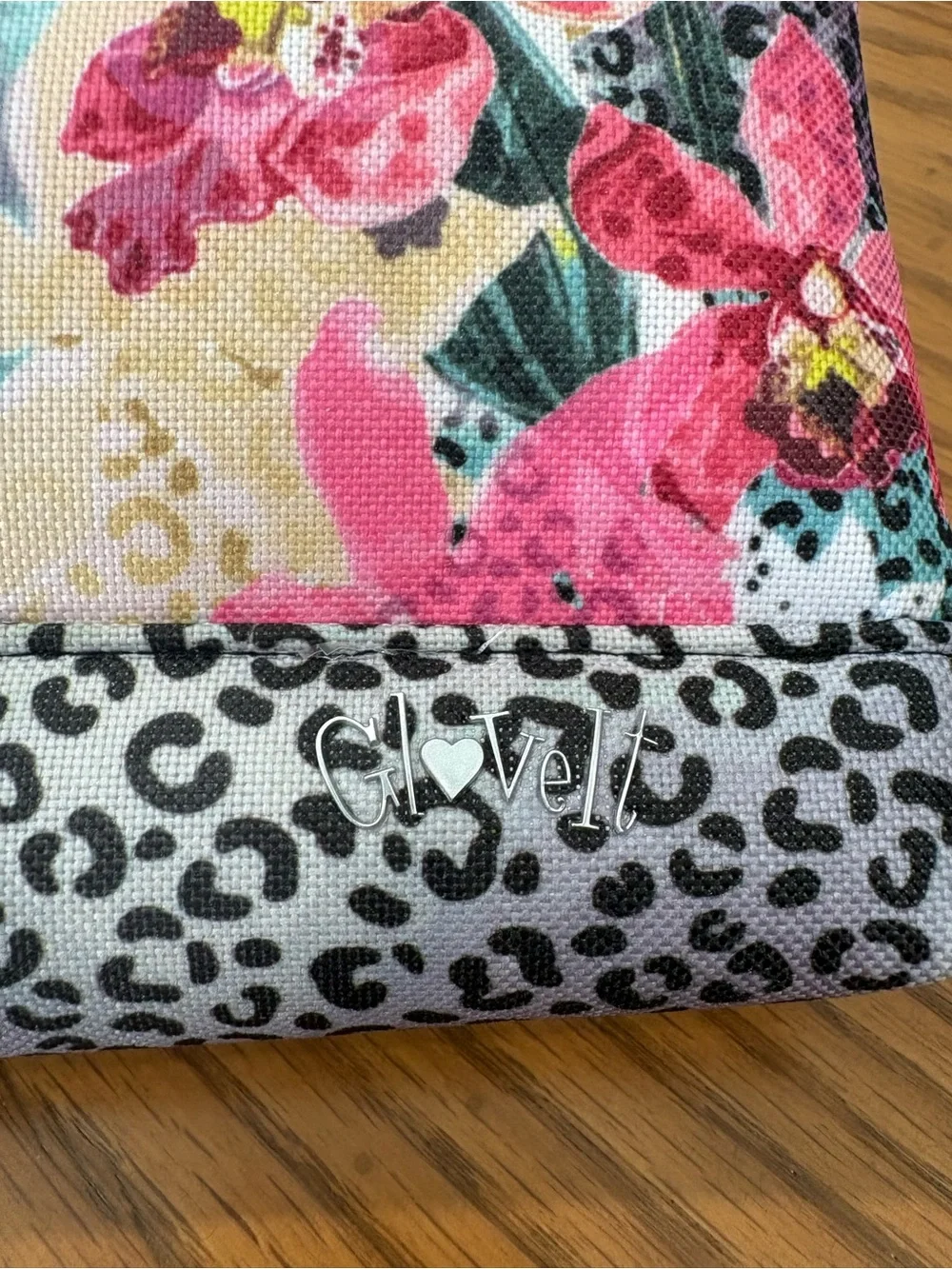 GloveIt Floral & Leopard Wristlet Clutch in Pink and Gray